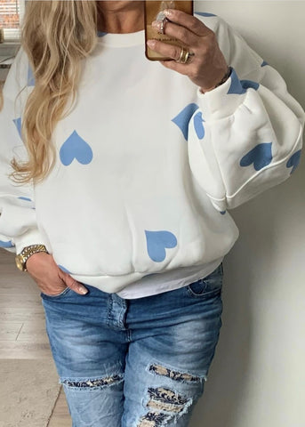 BOHO LOVE Anelinda Sweatshirt. White with blue. One Size.