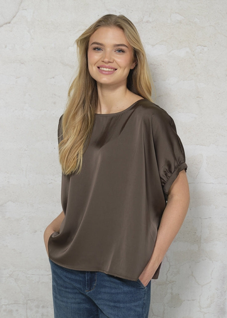 Bluse, kortærmet. Emily.