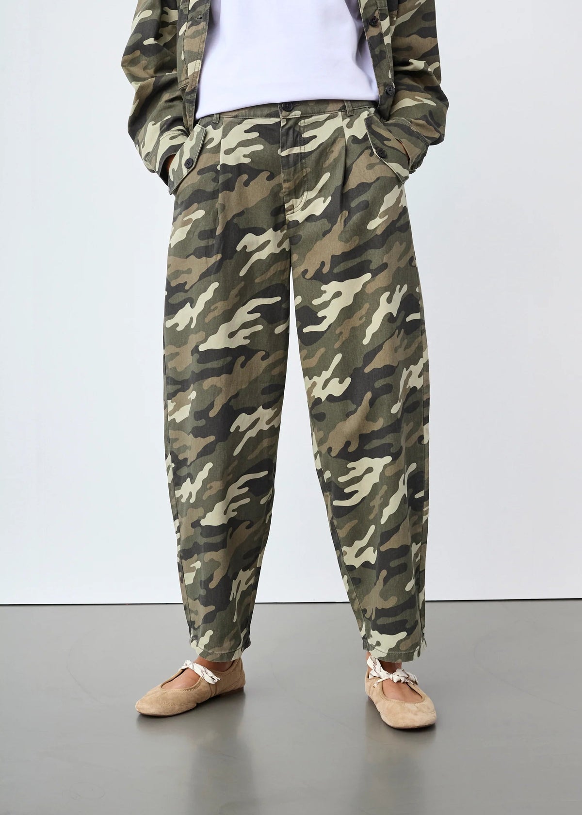 Buks, camuflge bukser