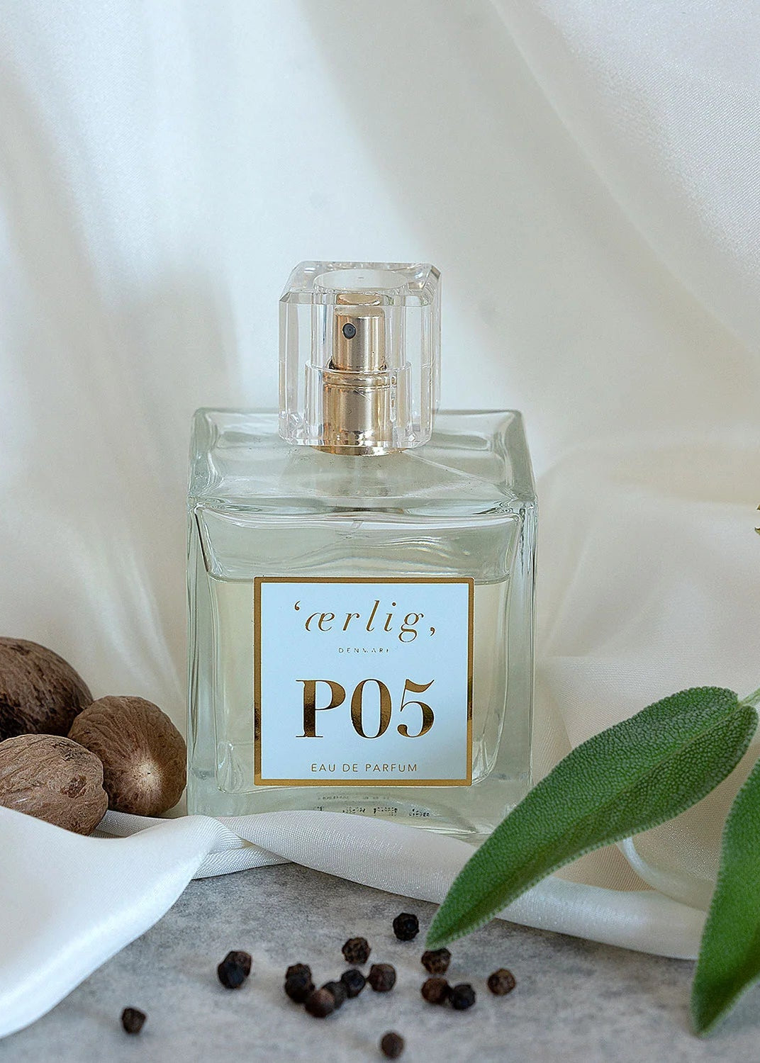 Eau de Parfum P05, Ærlig