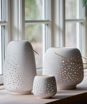 Ceramic Lantern, Large. Hvid. Mål 20 x 20 cm.